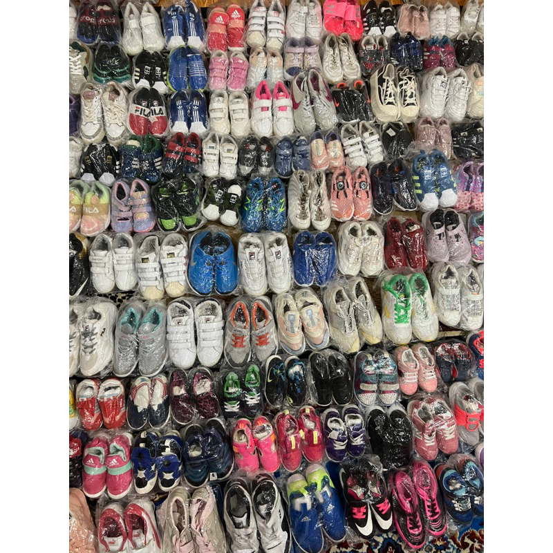 Sepatu Futsal dan Bola Second