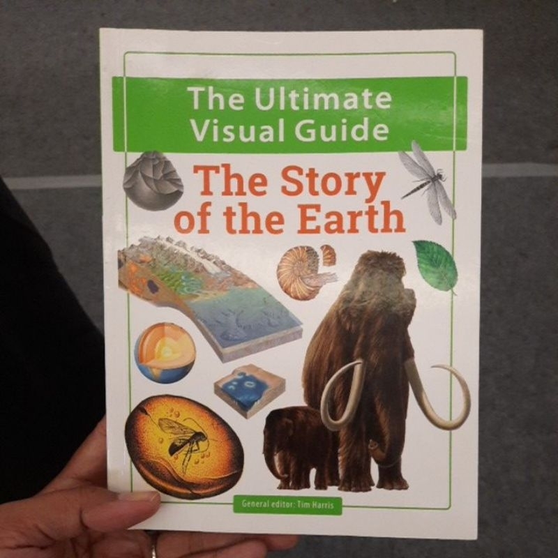 The Ulimate Visual Guide (Soft Book)