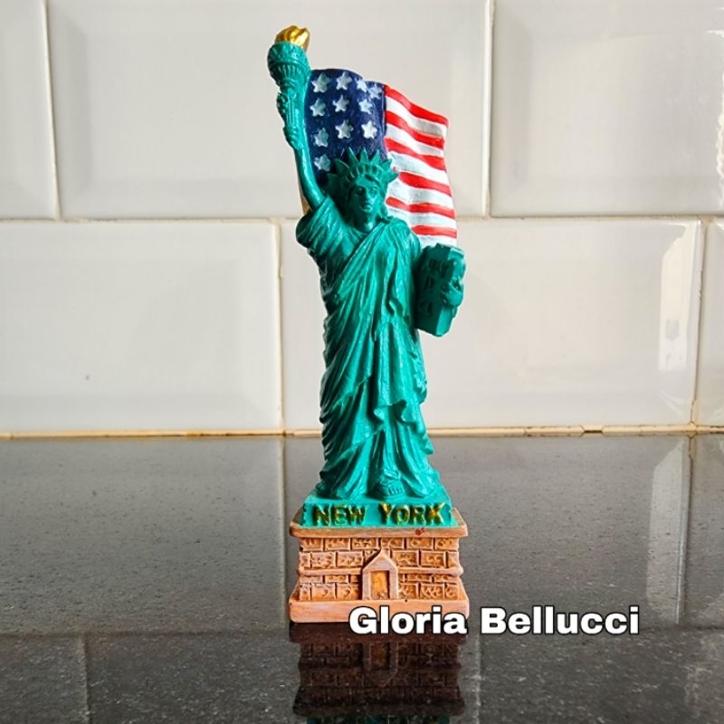 SOUVENIR NEW YORK TEMPELAN MAGNET KULKAS NEGARA AMERIKA NEWYORK PATUNG LIBERTY
