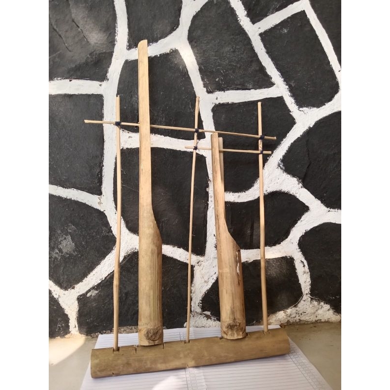 Kerajinan tangan Angklung Bambu