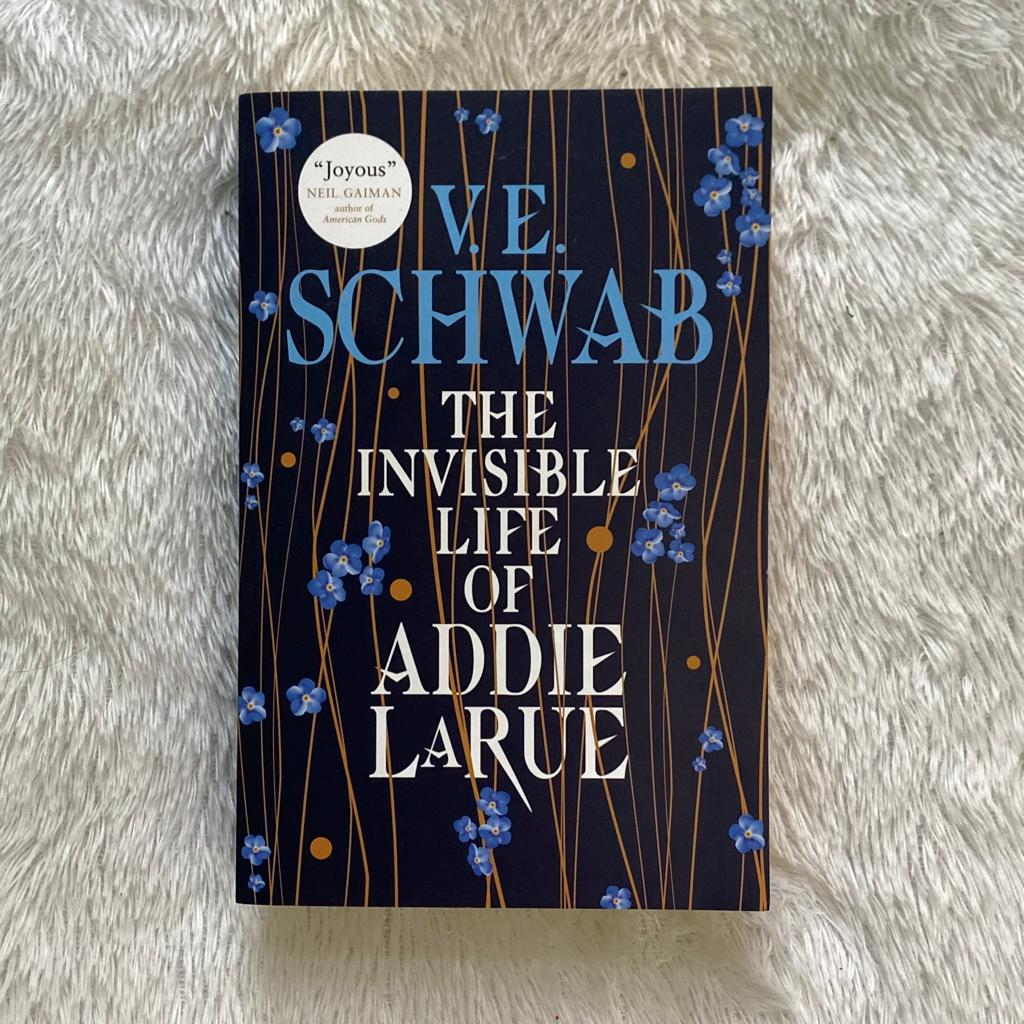 Preloved The Invisible Life of Addie LaRue by V. E. Schwab Novel Buku Inggris Bekas English Import B