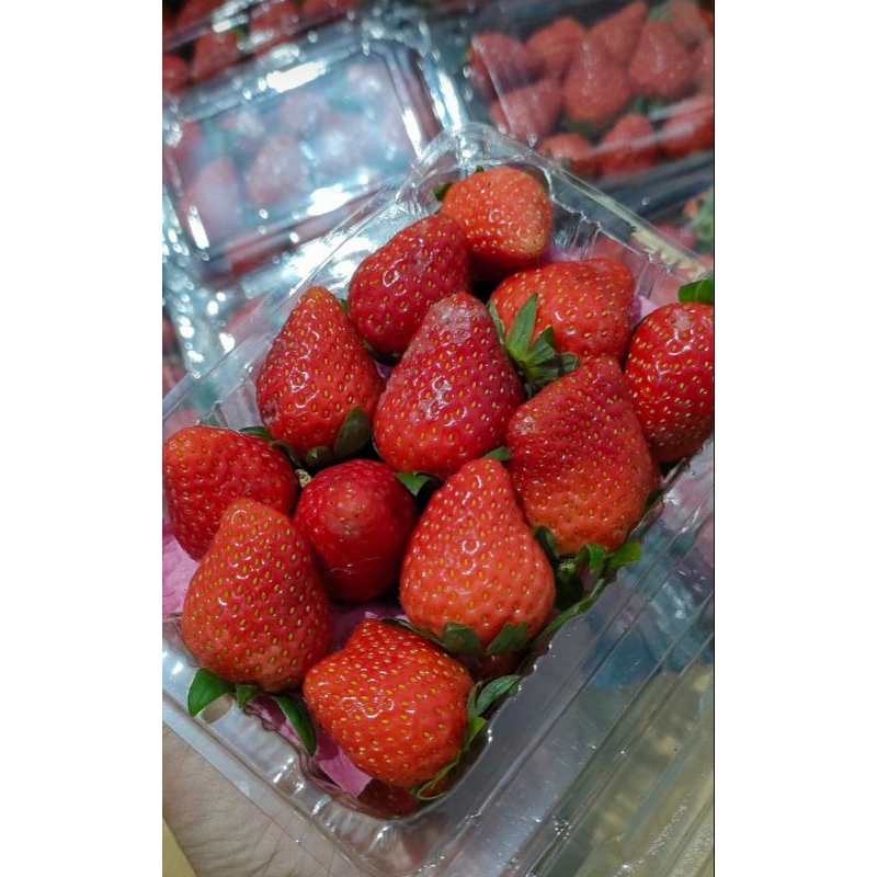 

Strawberry Bandung gemoi gemoi kemasan 250gr