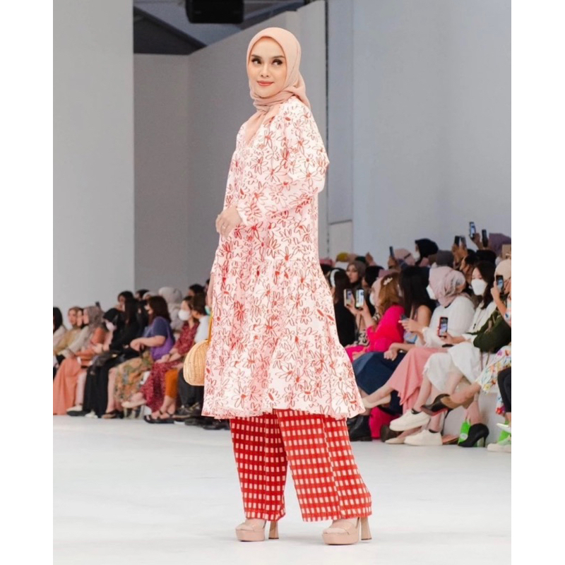 Nadjani Dress Damara Pink X JFW 2023 preloved