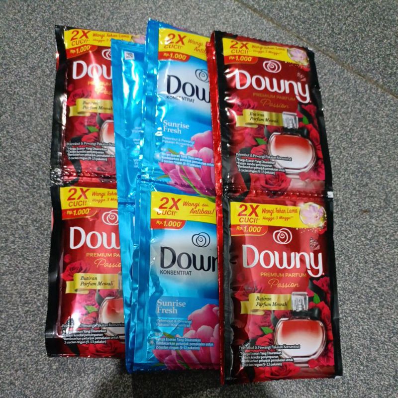 Downy 18ml dapat 3 renceng (18pcs) random