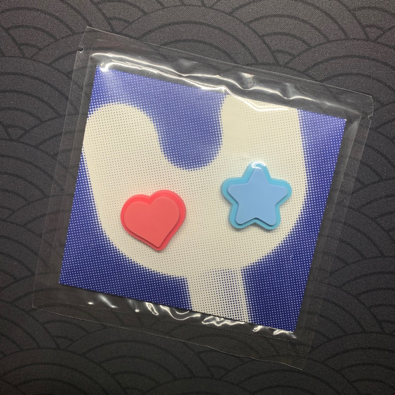 [SOLD] NewJeans Lightstick Binky Bong Parts Heart and Star