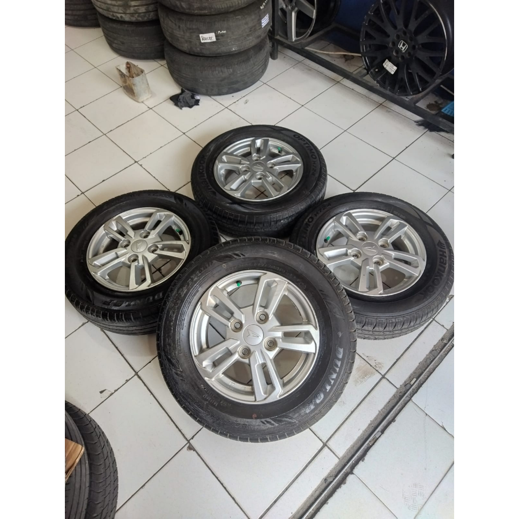 velg mobil second OEM XENIA r14 baut 4x114,3 buat kijang cary avanza