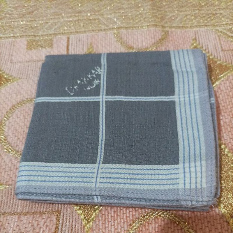 Saputangan preloved branded lembut