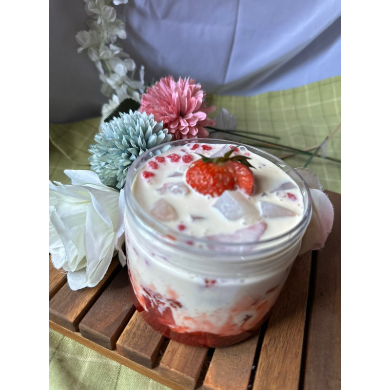 Creamy Strawberry /Strawberry Milk Cheese / Strawberry sago