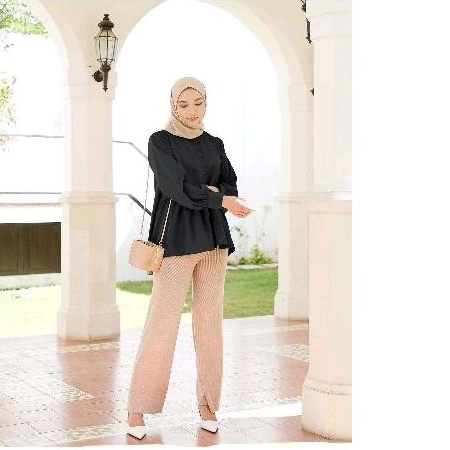 Daily Blouse by Vanilla Hijab