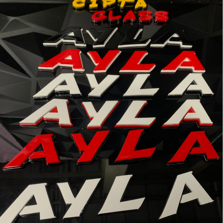 EMBLEM KAP MESIN AYLA AKSESORIS MOBIL VARIASI TIMBUL 3DIMENSI WARNA GLOSSY BAHAN RESIN