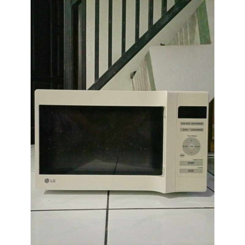 Preloved LG Microwave Oven