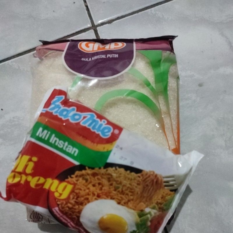 

PAHE GULA+INDOMIE