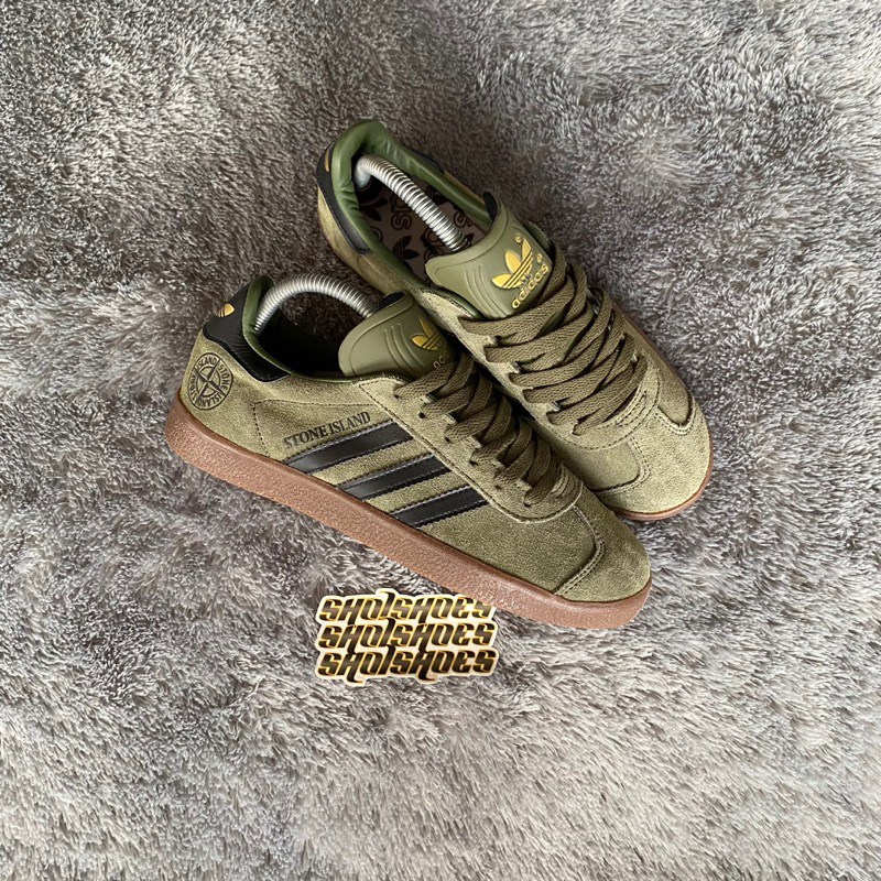 ADIDAS SAMBA x STONE ISLAND 1982