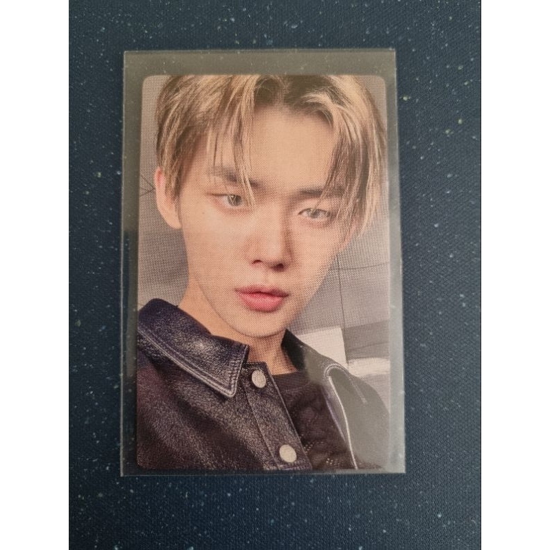 TXT 3rd Japan Single - Good Boy Gone Bad (Yeonjun Solo Jacket Photocard)