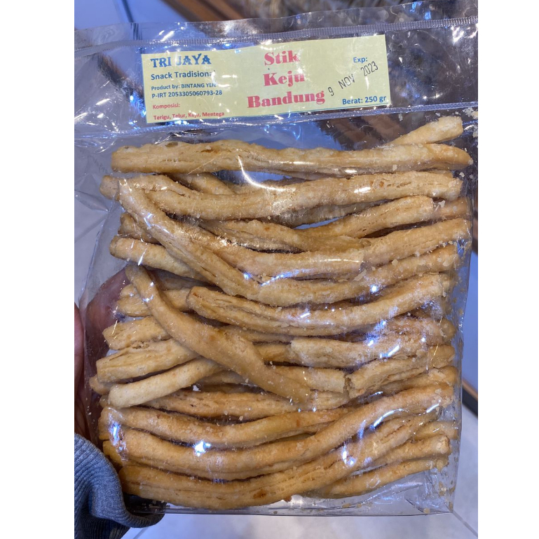 

Stik Keju Bandung Tri Jaya Snack Tradisional 250 gr