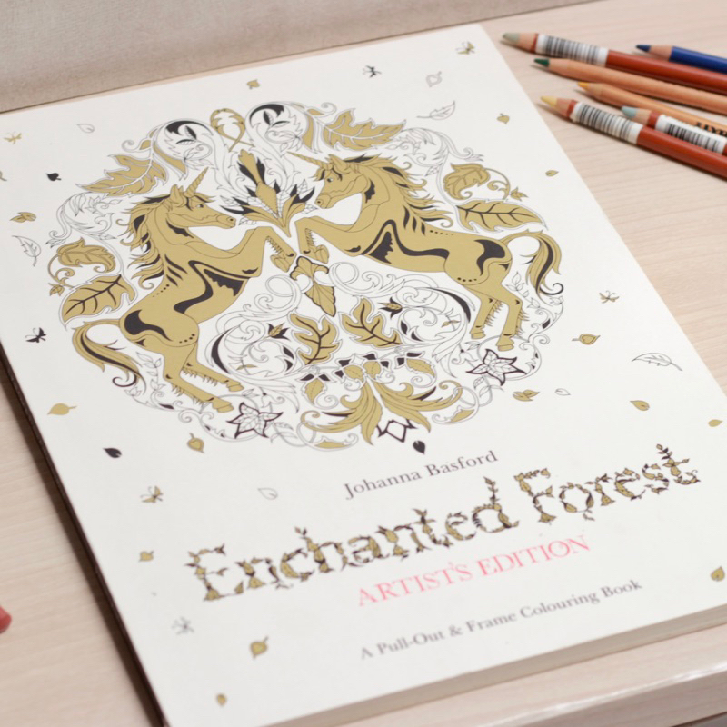 

Buku mewarnai dewasa Best Seller - Enchanted Forest
