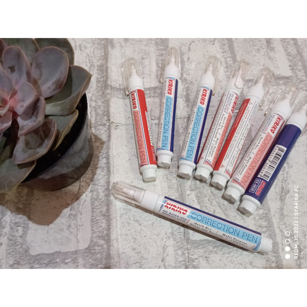 

Tip Ex Kiriko Panjang/ Correction Pen Cair