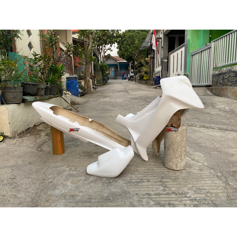 body buta F1zr body depan balap F1zr fullset