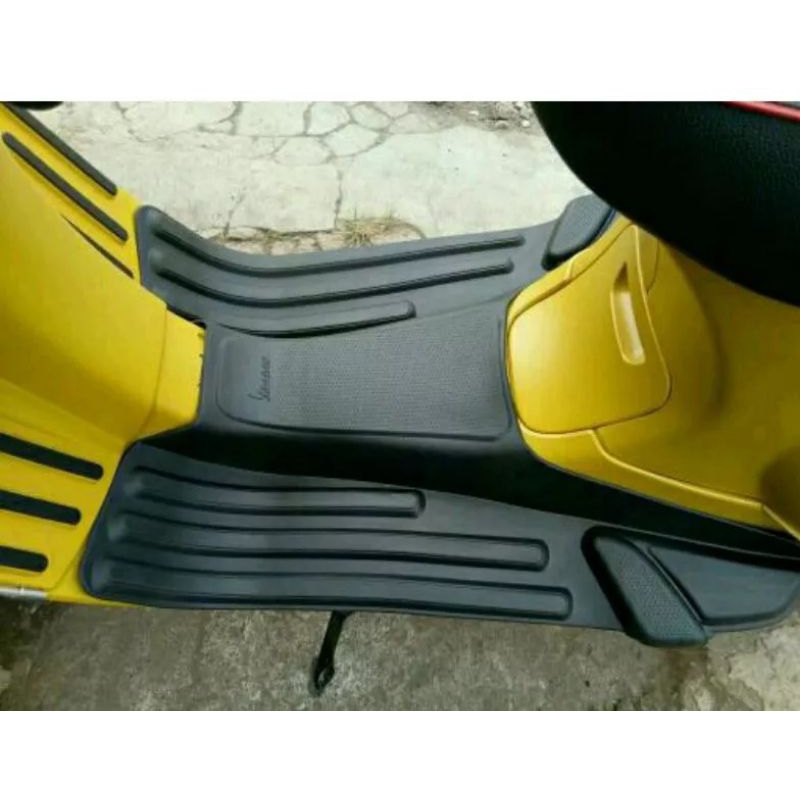 Karpet motor buat vespa Lx Lxv S125iGet facelift.Aksesoris karpet motor vespa modern