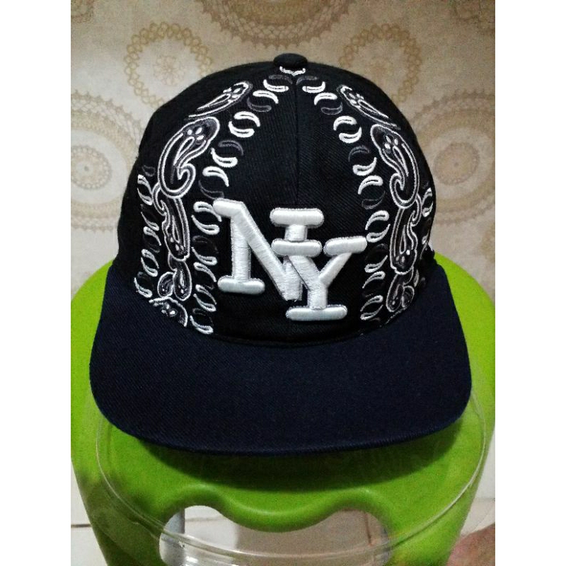 ⭐ Topi Second ⭐ NY ⭐ Motif Batik ⭐ New Gear ⭐ Hitam ⭐