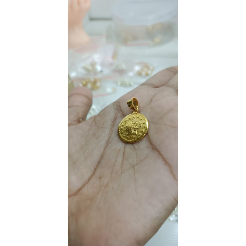 Liontin koin lapis emas 24k