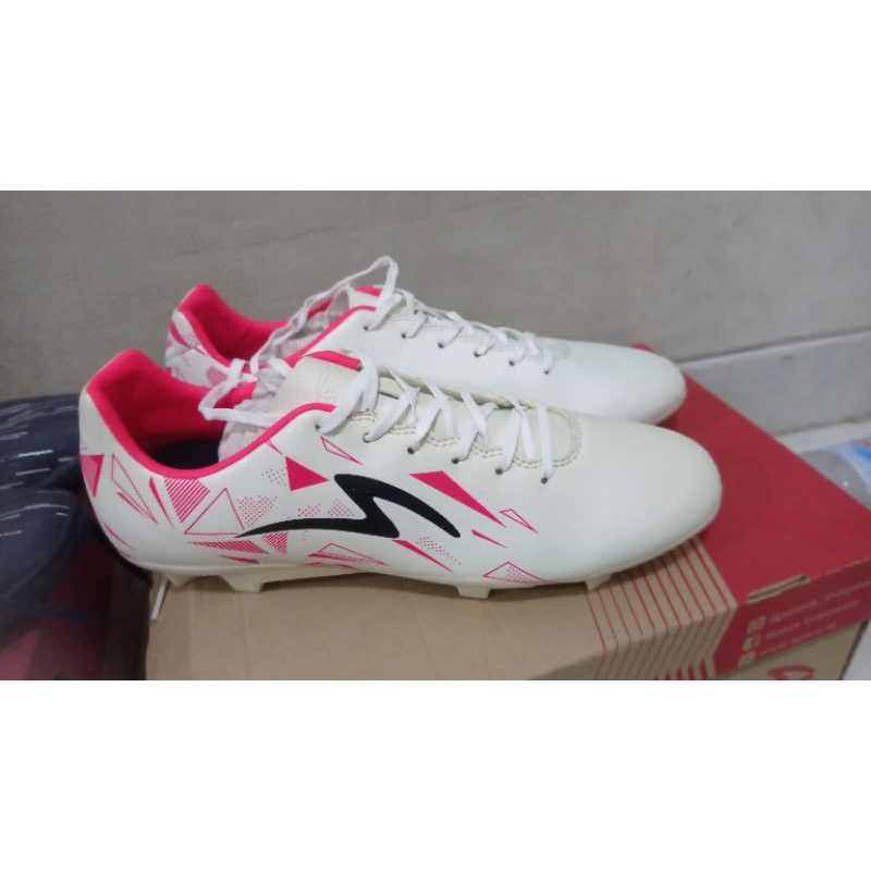 SPECS SPEEDBLAZE FG (41-SAMPEL ART)