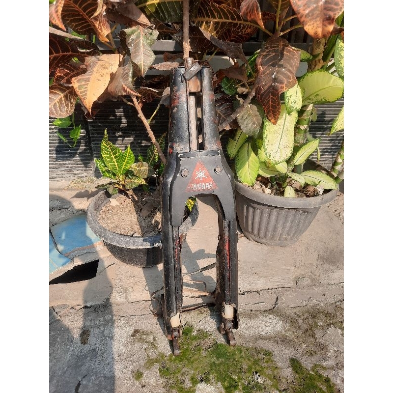 parkit skok shock depan yamaha V80