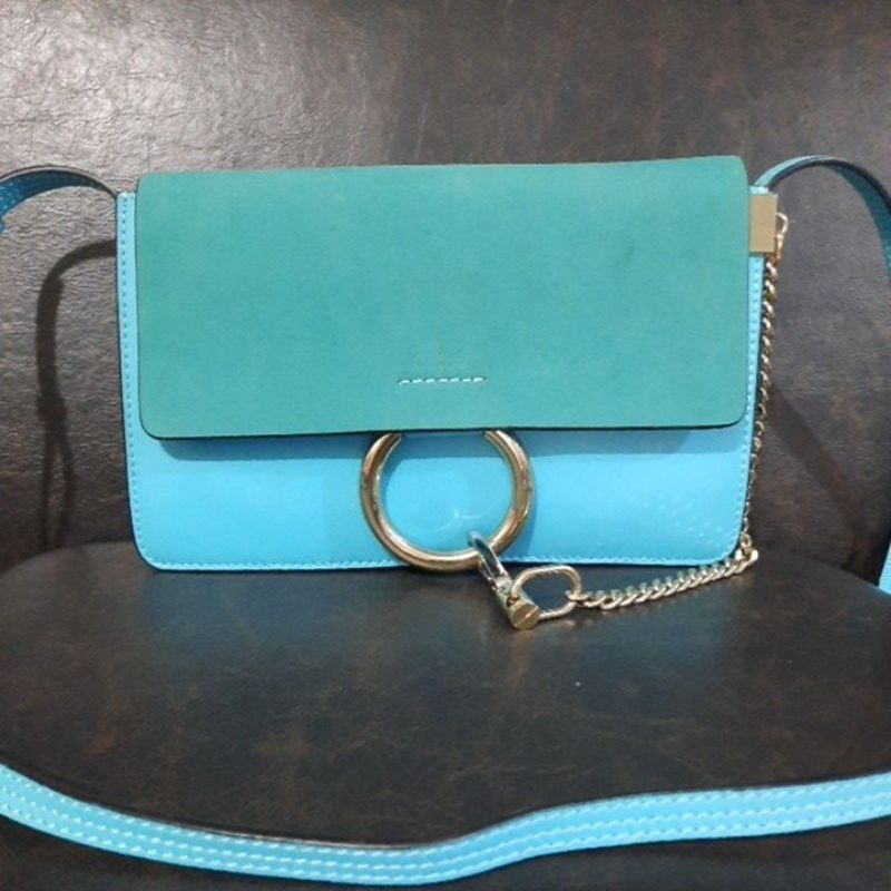 Preloved sling bag Chloe Faye