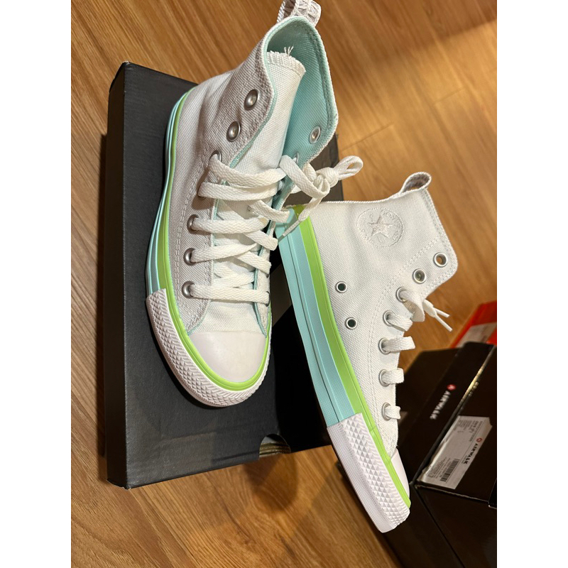 Converse Original Sport Station