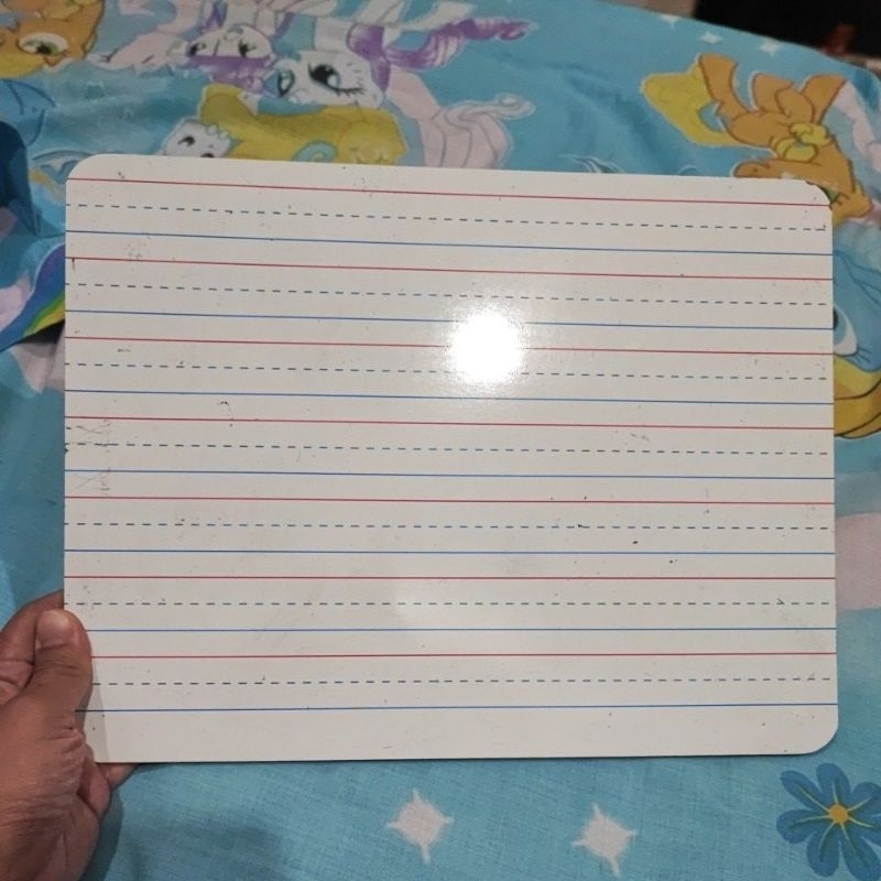 

Papan Tulis bergaris, bonus spidol