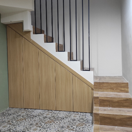 Lemari Bawah Tangga/Lemari Tangga/Kabinet Tangga/Rak Tangga