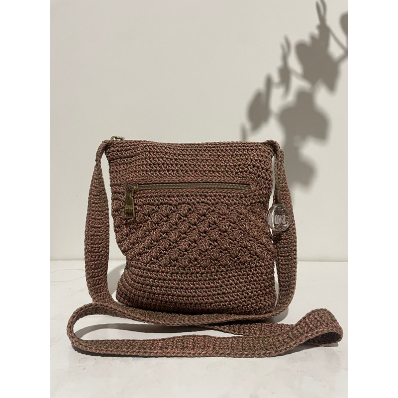 PRELOVED TAS SELEMPANG DOWA/TAS RAJUT WANITA