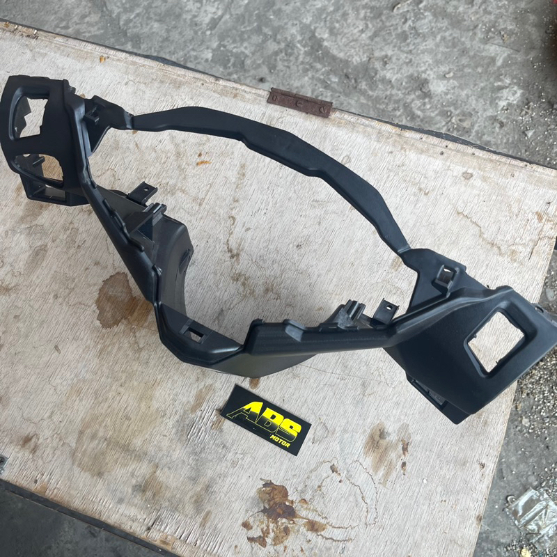 Batok belakang Vario 125/150 Led old