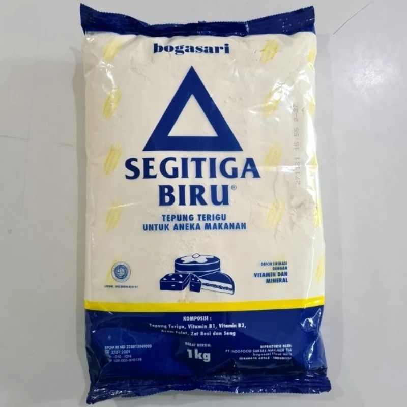 

tepung terigu segitiga biru 1 kg