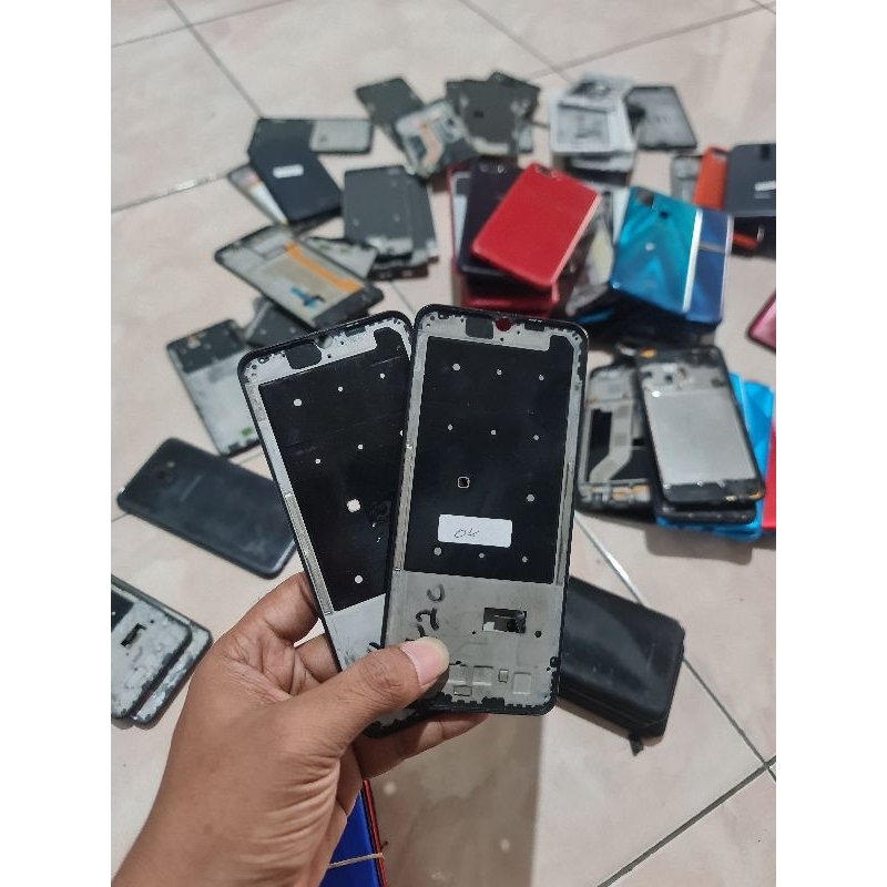 FRAME TATAKAN LCD VIVO Y12S Y20 ORI COPOTAN