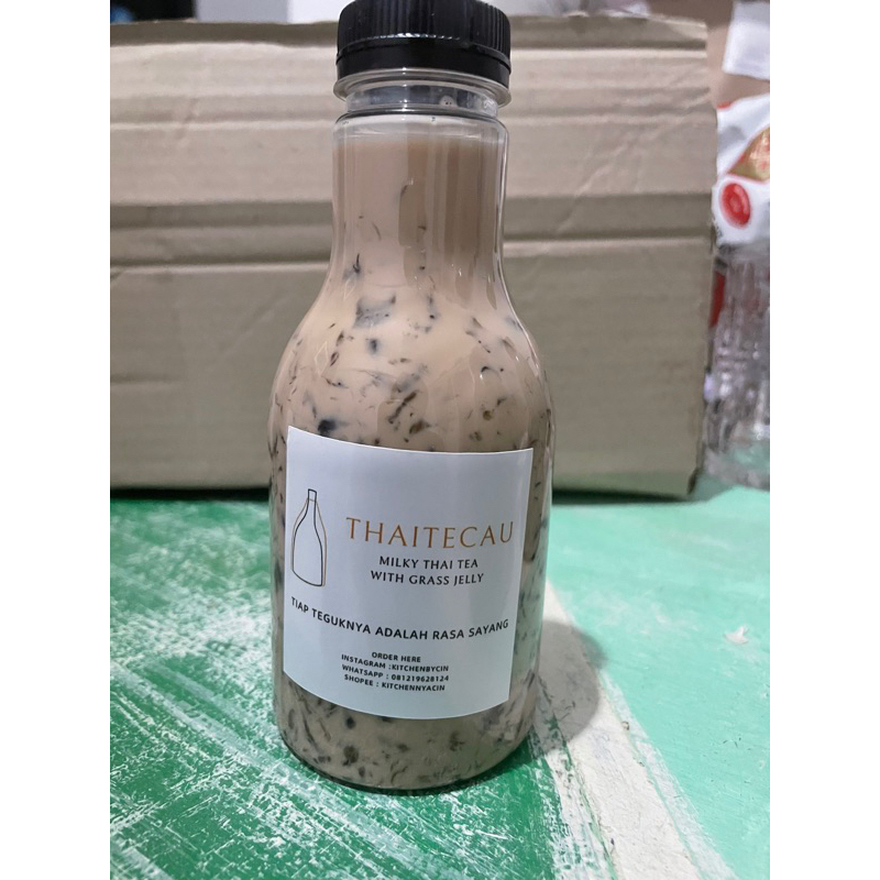 

Minuman Thai tea cincau