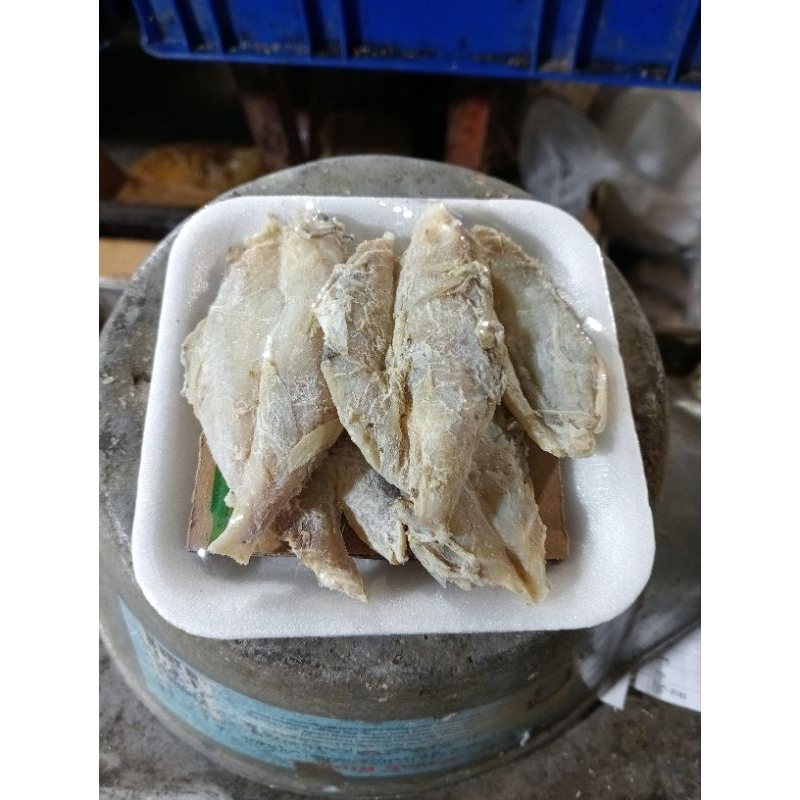 

ikan asin inul /100g