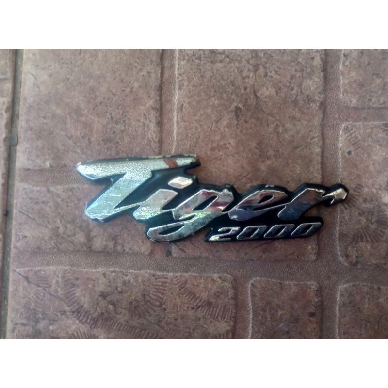 Emblem logo tangki honda tiger 2000 original