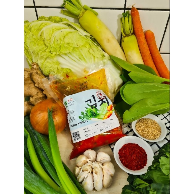 

Kimchi sawi dan kimchi mix (sawi, pakcoy, Sosin) 1kg