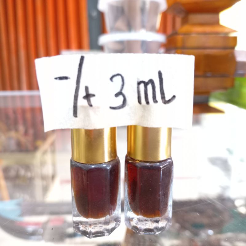 Minyak Wangi Gaharu Asli Kalimantan