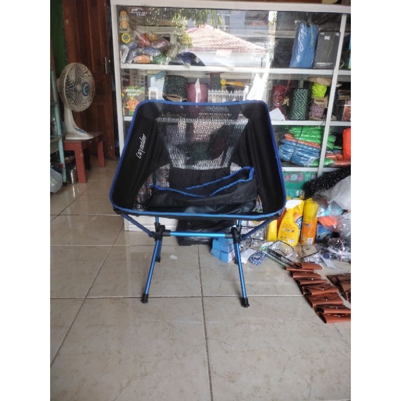 kursi lipat bekas sekali pake