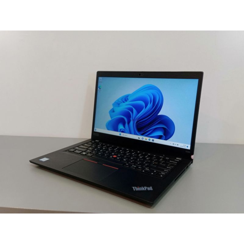 Laptop Lenovo Thinkpad x390 ram 16 GB SSD 128 GB mulus