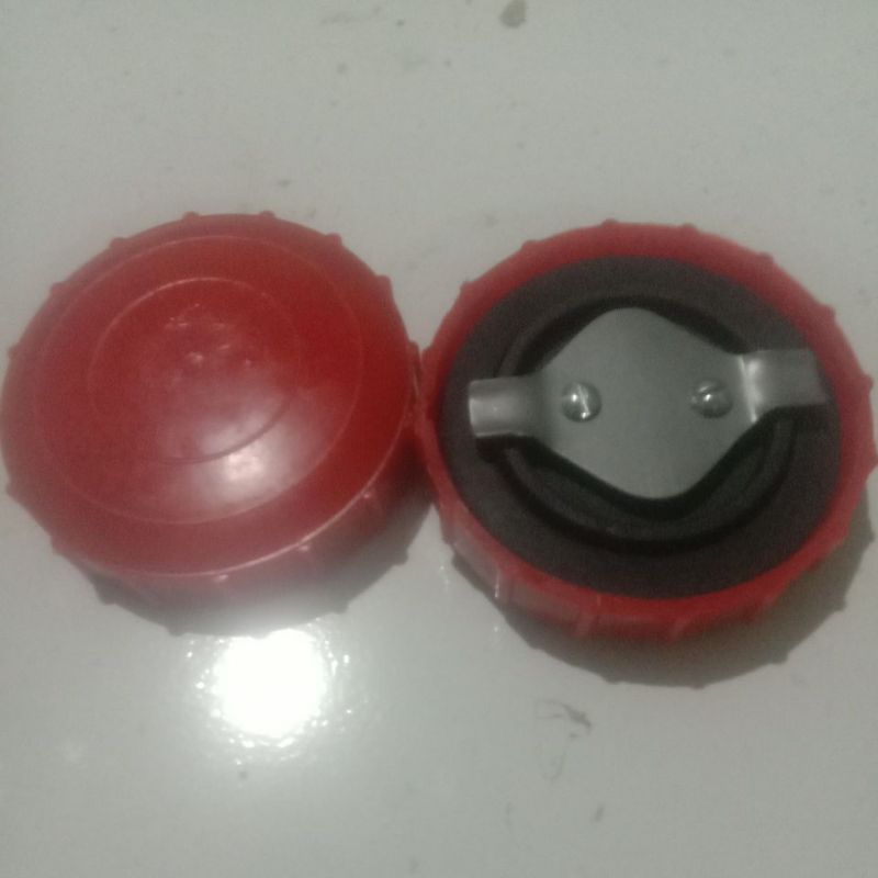 Tutup tangki solar diesel