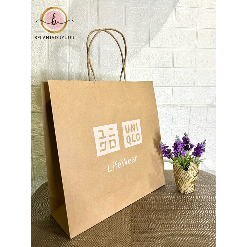 

Paper Bag Uniqlo LifeWear Original Store