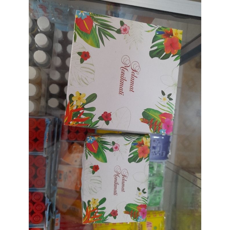 

Dus 16cmx16cm Motif Bambu Hijau dan Dus R3 motif