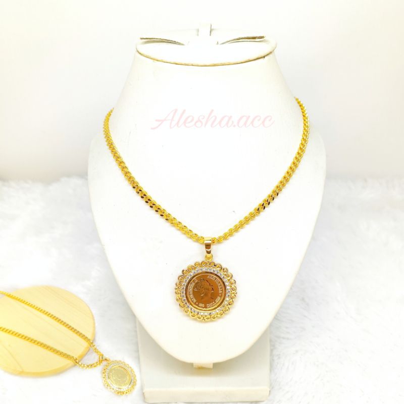 Kalung Rantai Liontin Koin Ratu Elizabeth Titanium Gold Perhiasan Fashion mewah terbaru