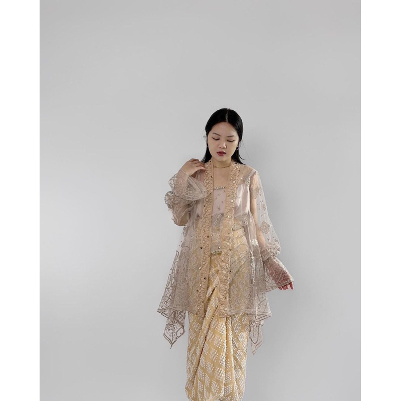 sewa jaleela shellytop