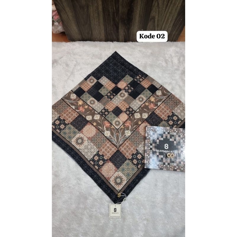 umama scarves /segi empat umama