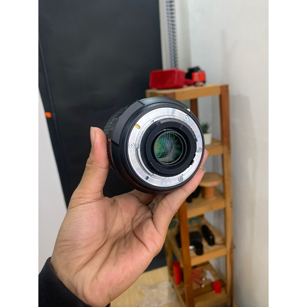 Lensa Nikon 18-140mm F3.5