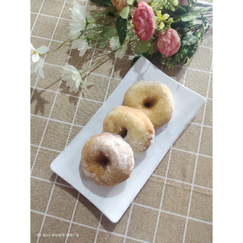 

Donat Kentang Jadul Topping gula Harga 1pcs